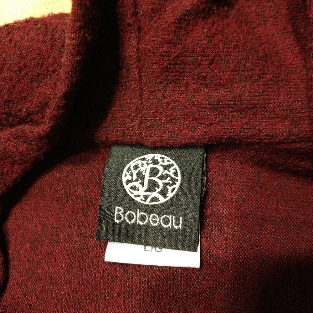 Red cardigan - Picture 2 of 4